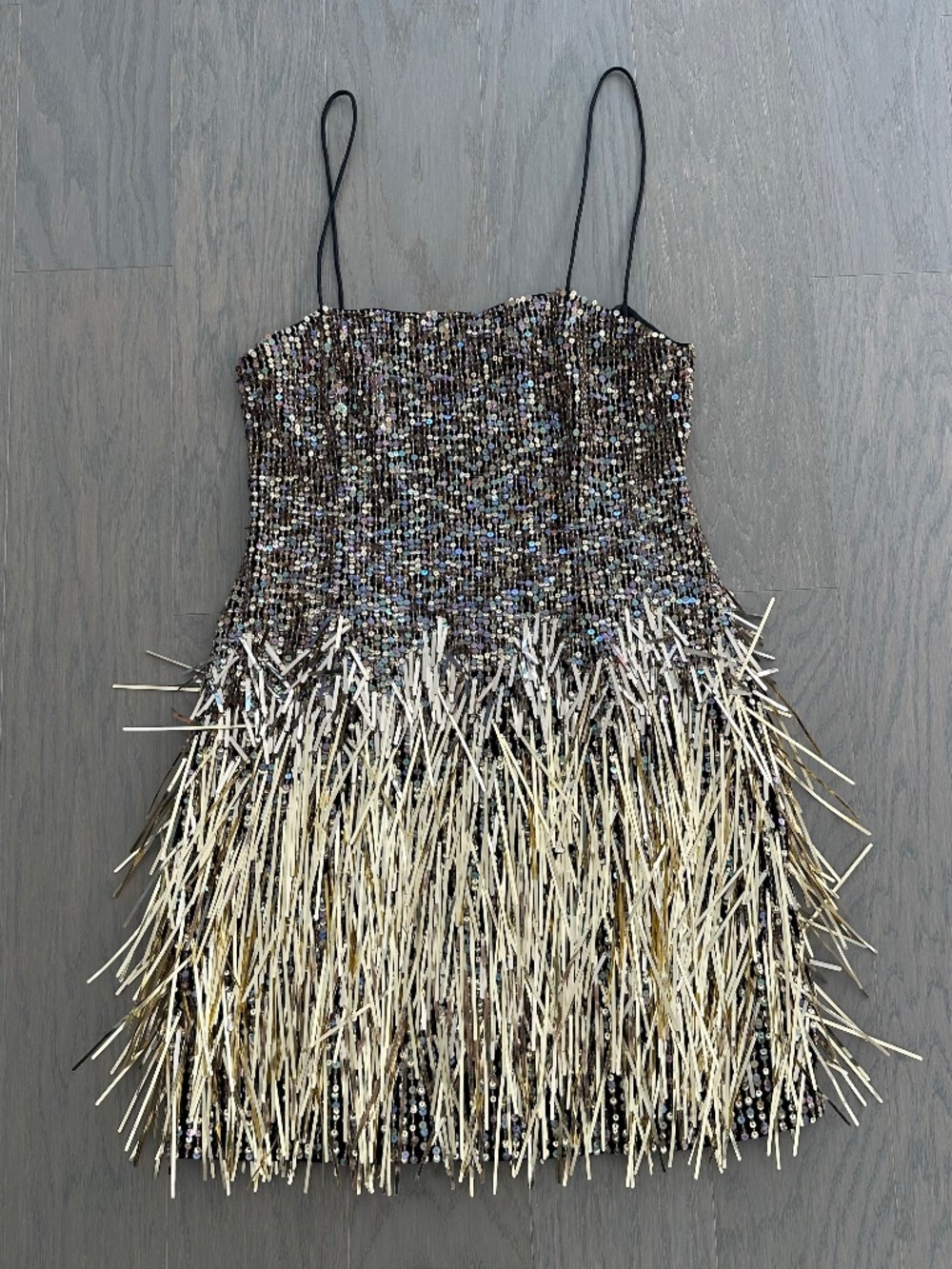 Alice + Olivia FIFI Gold Black Ombre Fringe Mini Dress EUC - Size 2 - Picture 2 of 11